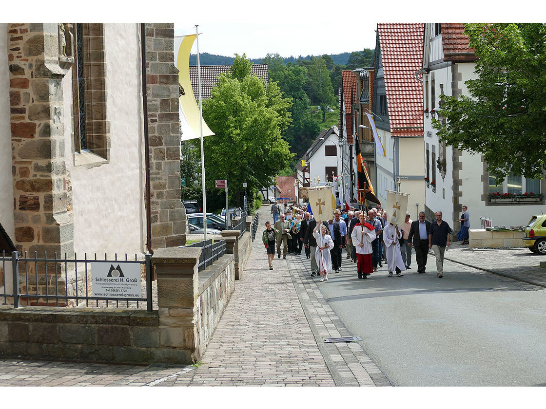 Bittprozession am Pfingstmontag (Foto: Karl-Franz Thiede)